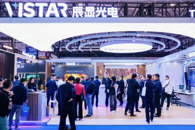 辰显光电｜TFT基Micro-LED新品惊艳亮相，人气爆棚获赞无数图片